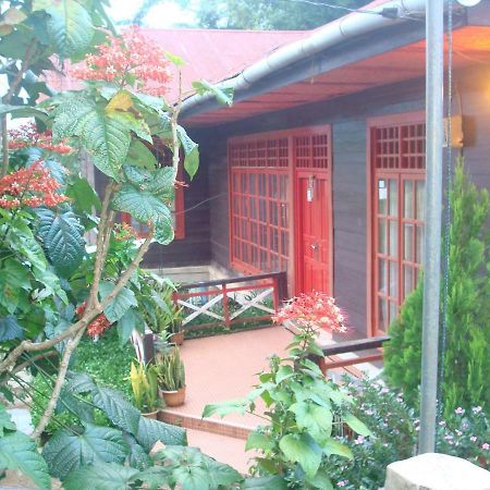 Se'Pon Homestay Makale Exteriör bild